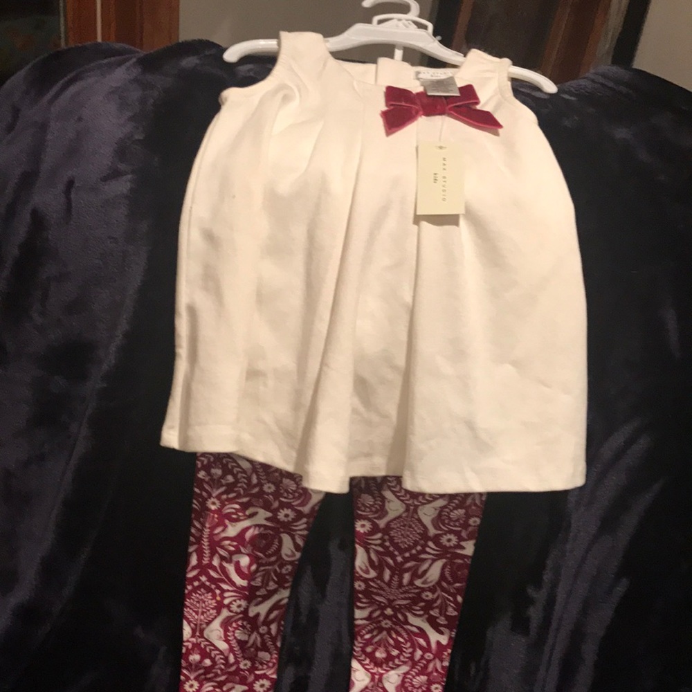 Max studio kids jumper 4T NWT